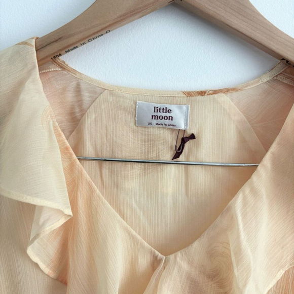 Aritzia Little Moon Rosemary Blouse Yellow Feather - Picture 7 of 11